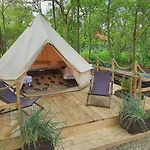 Luxuszelt Glamping Lawica- Splywy Przelomem Bardzkim Kłodzko