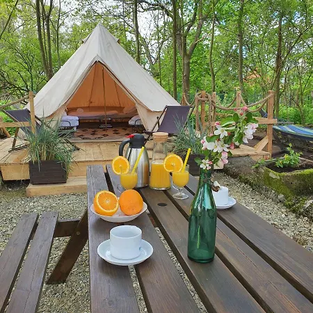 Glamping Lawica- Splywy Przelomem Bardzkim * Клодзко