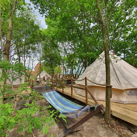 Glamping Lawica- Splywy Przelomem Bardzkim