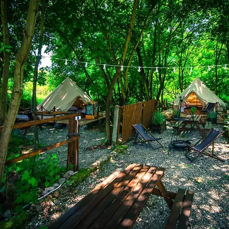 Glamping Lawica- Splywy Przelomem Bardzkim Роскошный шатер Клодзко