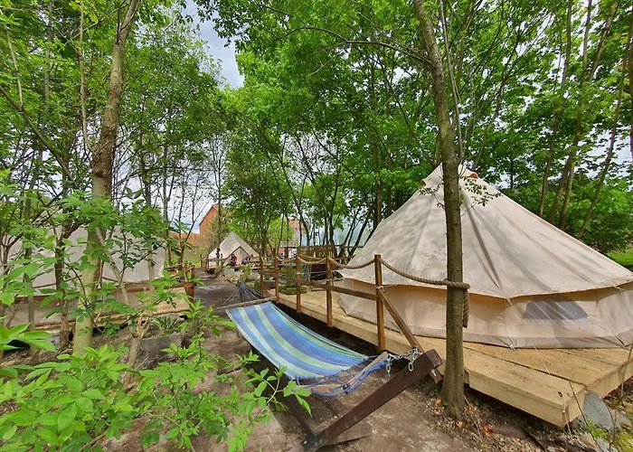 Glamping Lawica- Splywy Przelomem Bardzkim