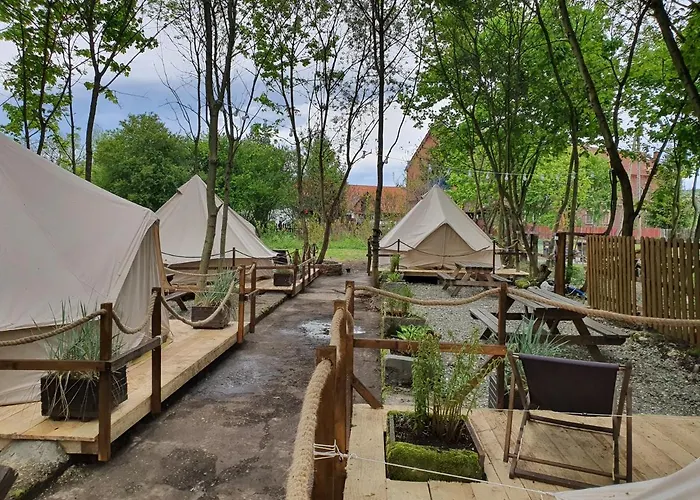 Tente de luxe Glamping Lawica- Splywy Przelomem Bardzkim *