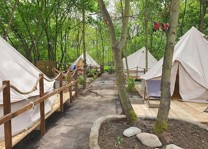 Tente de luxe Glamping Lawica- Splywy Przelomem Bardzkim