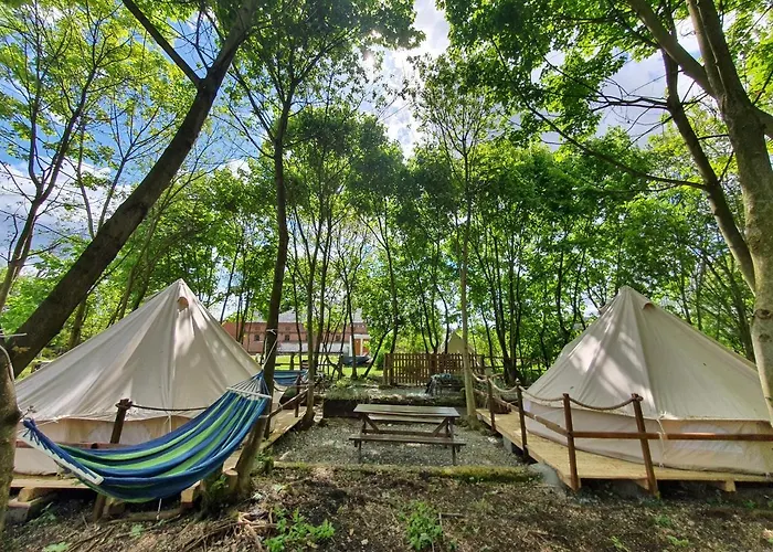 Glamping Lawica- Splywy Przelomem Bardzkim Tente de luxe
